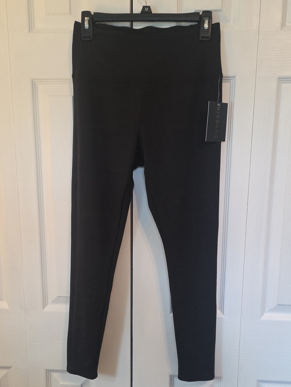 Danskin Black High Rise Binded 7/8 Leggings
